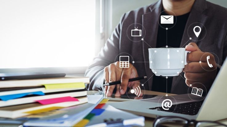 Social media marketing strategy using Facebook, Instagram, LinkedIn, and YouTube to grow business online.